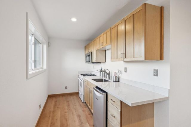 58 Villanova Drive, Oakland, CA 94611