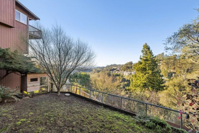 58 Villanova Drive, Oakland, CA 94611