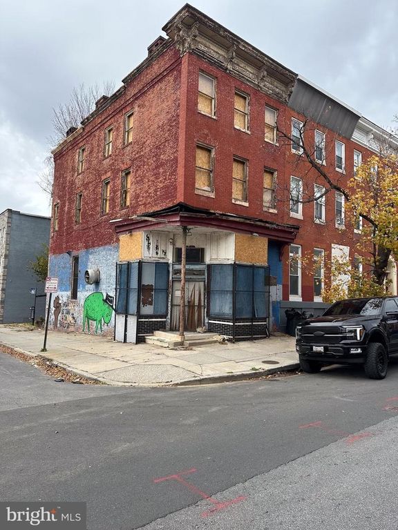 700 N CAREY ST, Baltimore, MD 21217