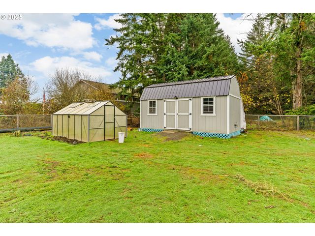 27862 GREEN OAKS Dr, Eugene, OR 97402