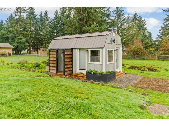 27862 GREEN OAKS Dr, Eugene, OR 97402