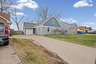 2718 Detwiler Drive, Toledo, OH 43611