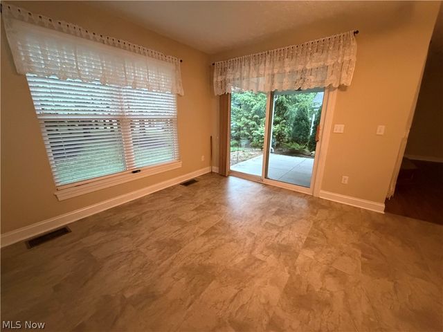 484 Water Pointe Lane, Brunswick, OH 44212