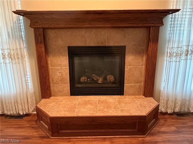484 Water Pointe Lane, Brunswick, OH 44212
