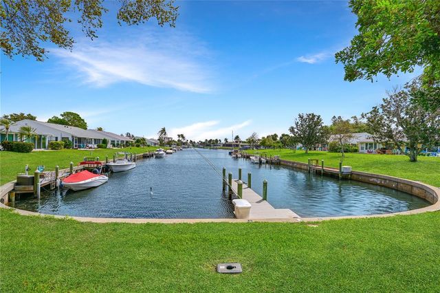 4405 MOUNT VERNON DRIVE, Bradenton, FL 34210