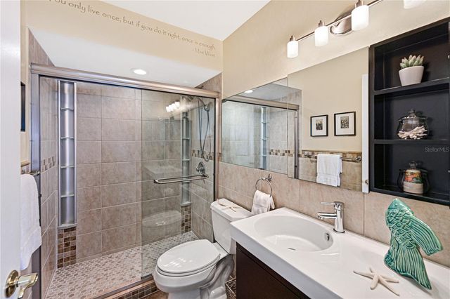 4405 MOUNT VERNON DRIVE, Bradenton, FL 34210