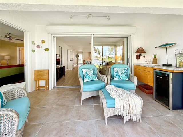 4405 MOUNT VERNON DRIVE, Bradenton, FL 34210