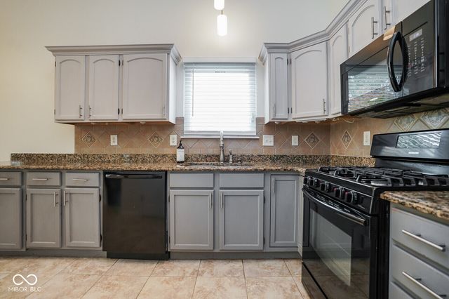 2328 Willowview Drive, Indianapolis, IN 46239