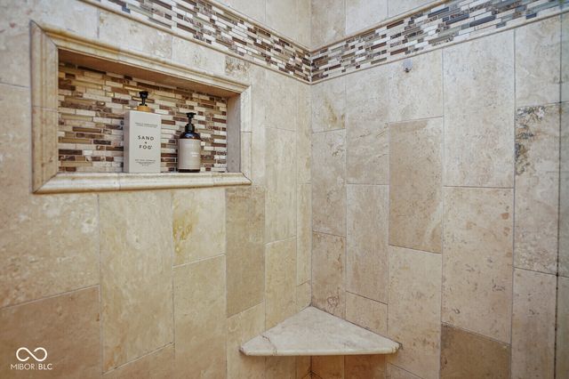 2328 Willowview Drive, Indianapolis, IN 46239