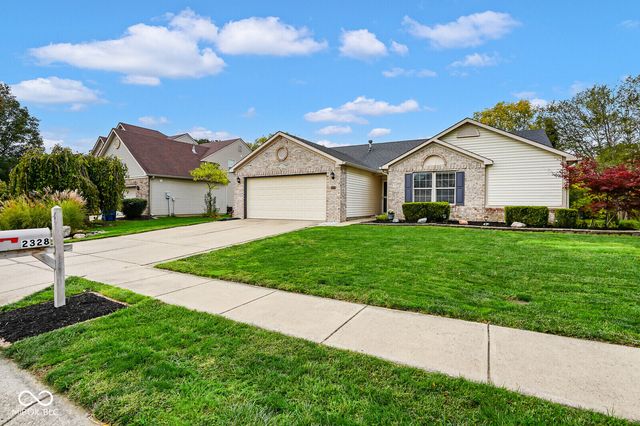 2328 Willowview Drive, Indianapolis, IN 46239