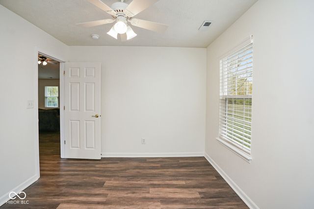 2328 Willowview Drive, Indianapolis, IN 46239