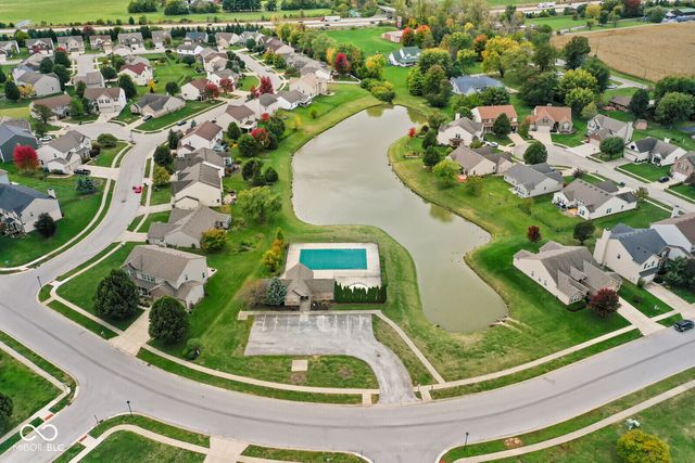 2328 Willowview Drive, Indianapolis, IN 46239