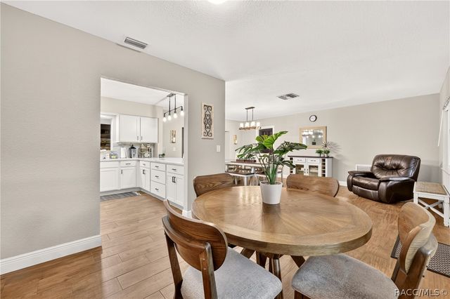 1920 NW 15th Avenue, Crystal River, FL 34428