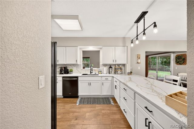1920 NW 15th Avenue, Crystal River, FL 34428