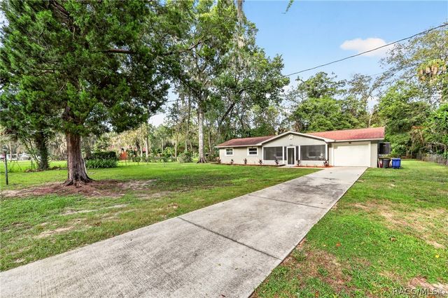 1920 NW 15th Avenue, Crystal River, FL 34428
