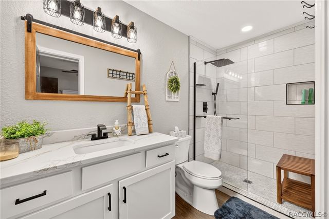 1920 NW 15th Avenue, Crystal River, FL 34428