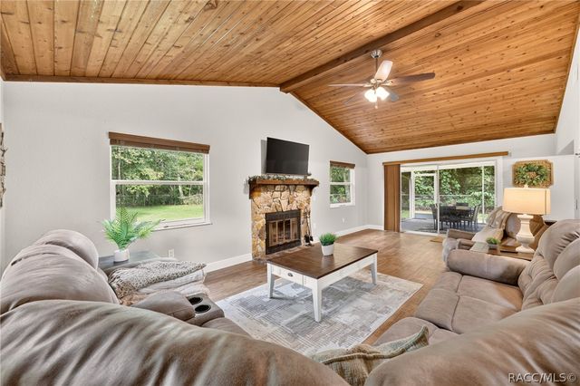 1920 NW 15th Avenue, Crystal River, FL 34428