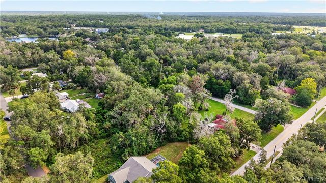1920 NW 15th Avenue, Crystal River, FL 34428