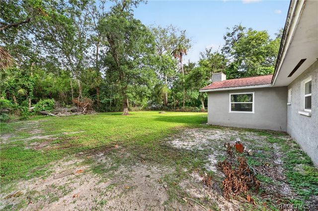 1920 NW 15th Avenue, Crystal River, FL 34428