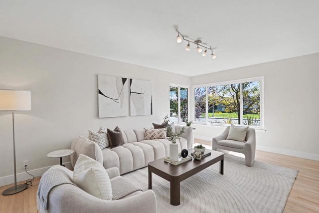 1035 Rockrose Avenue, Sunnyvale, CA 94086