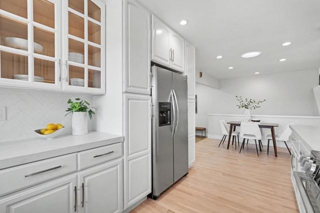 1035 Rockrose Avenue, Sunnyvale, CA 94086