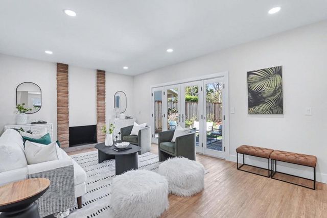 1035 Rockrose Avenue, Sunnyvale, CA 94086