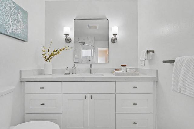 1035 Rockrose Avenue, Sunnyvale, CA 94086