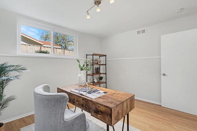 1035 Rockrose Avenue, Sunnyvale, CA 94086