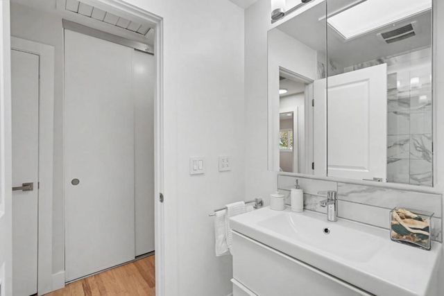 1035 Rockrose Avenue, Sunnyvale, CA 94086