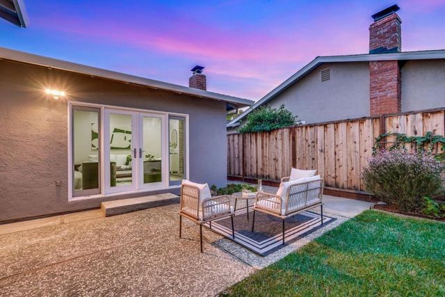 1035 Rockrose Avenue, Sunnyvale, CA 94086