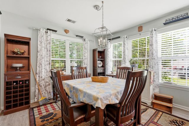 4550 Fringetree Dr., Murrells Inlet, SC 29576