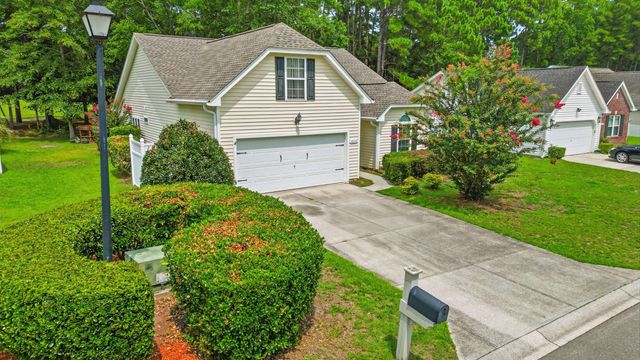 4550 Fringetree Dr., Murrells Inlet, SC 29576