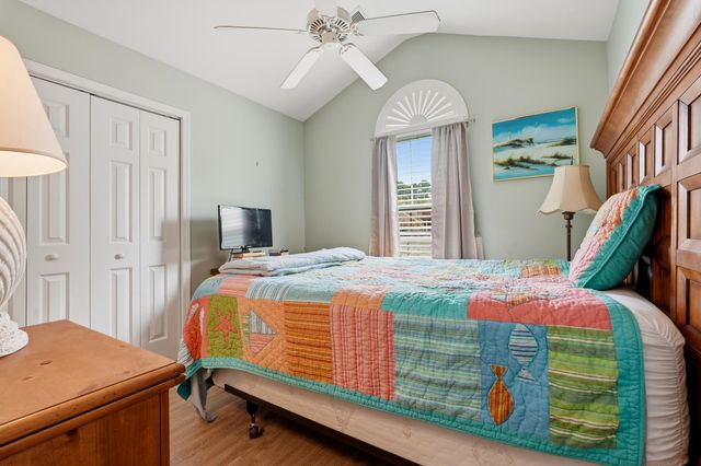 4550 Fringetree Dr., Murrells Inlet, SC 29576