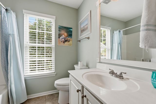 4550 Fringetree Dr., Murrells Inlet, SC 29576
