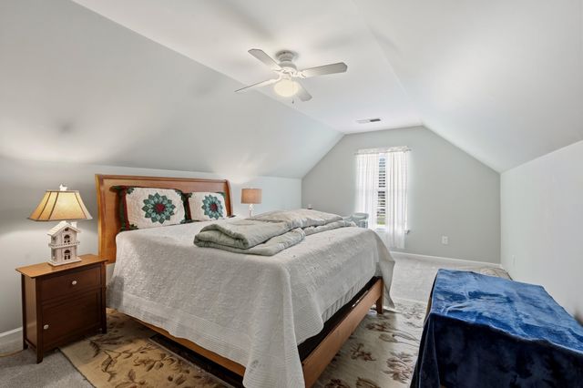 4550 Fringetree Dr., Murrells Inlet, SC 29576