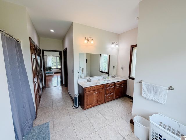 976 Buggs Branch Rd, Marion, KY 42064