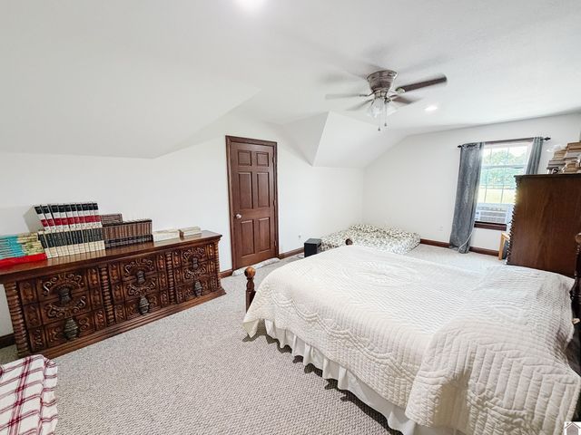 976 Buggs Branch Rd, Marion, KY 42064