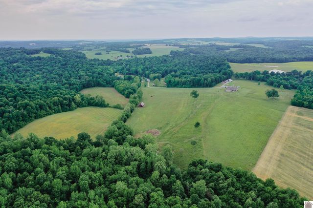 976 Buggs Branch Rd, Marion, KY 42064