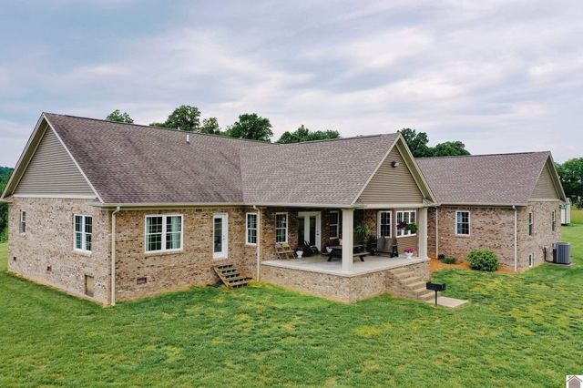 976 Buggs Branch Rd, Marion, KY 42064