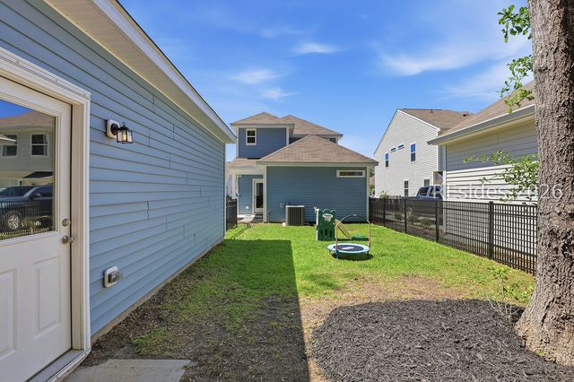 61 Whispering Oaks Cir, Okatie, SC 29909