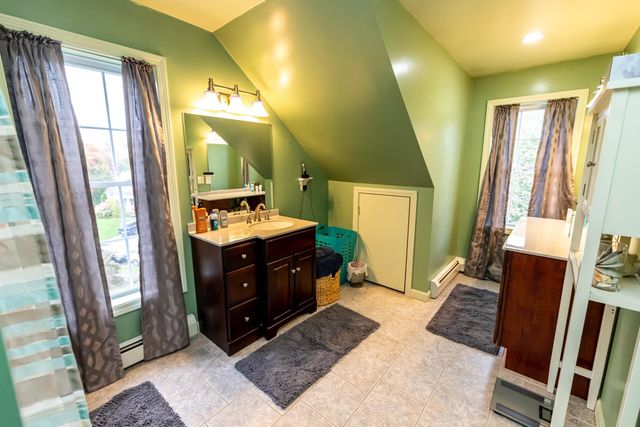 6 Quaker Lane, Seabrook, NH 03874