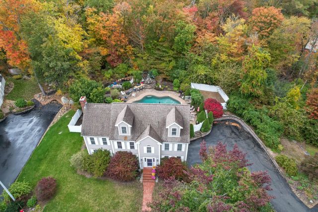 6 Quaker Lane, Seabrook, NH 03874
