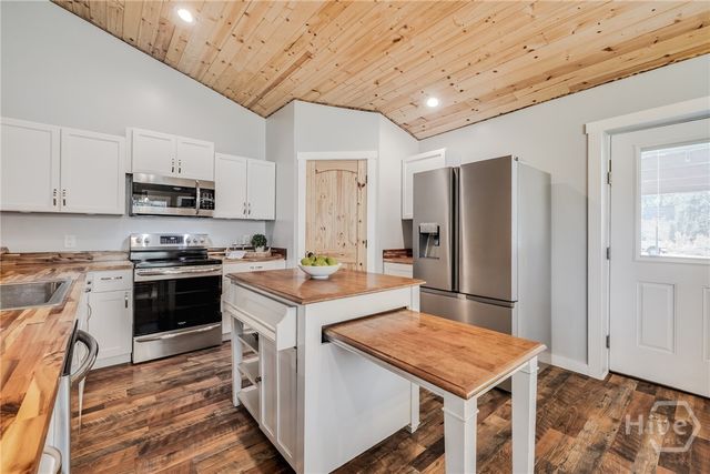 300 Zettler Loop, Guyton, GA 31312