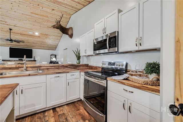 300 Zettler Loop, Guyton, GA 31312