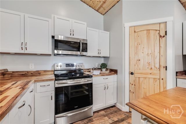 300 Zettler Loop, Guyton, GA 31312