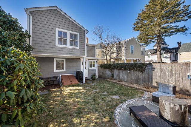 95 Water Street, Stonington, CT 06378