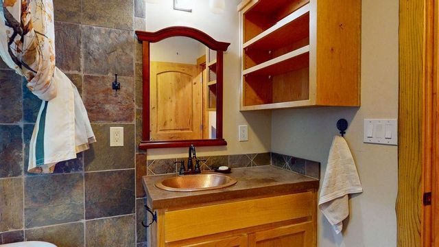 14843 youngs hill Rd, Camptonville, CA 95922