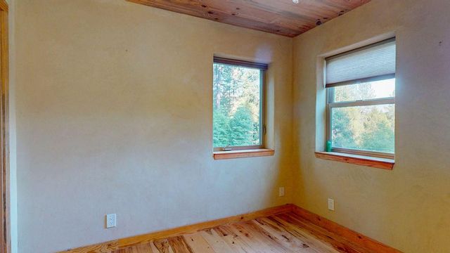 14843 youngs hill Rd, Camptonville, CA 95922