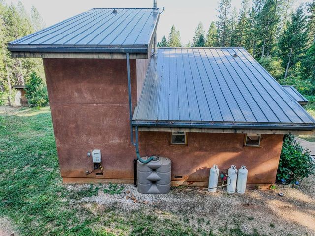 14843 youngs hill Rd, Camptonville, CA 95922