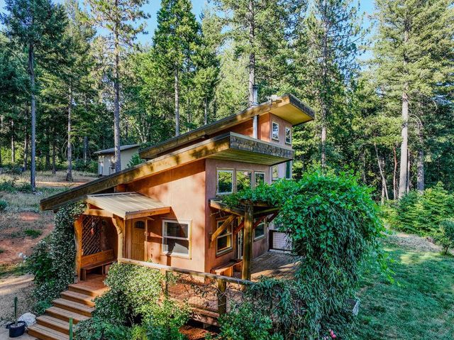 14843 youngs hill Rd, Camptonville, CA 95922